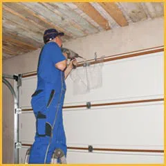 Community Garage Door Service Miami, FL 786-398-5893 - side-garage-door-repair-10-48m